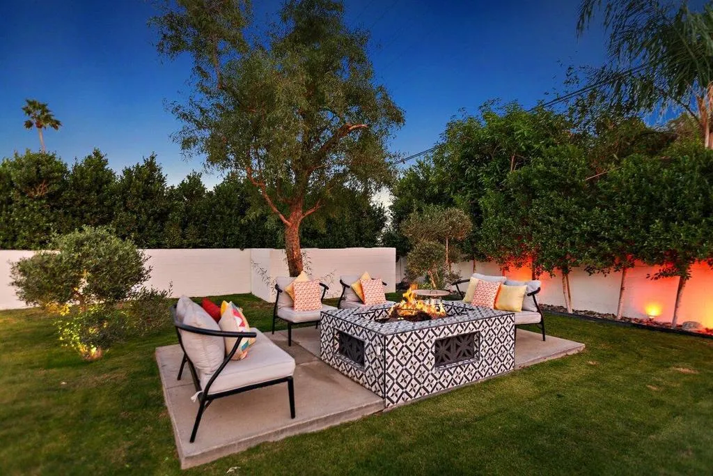 565 W Yorba Road, Palm Springs, California 92262 home-pic-57