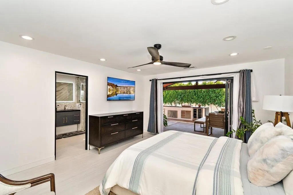 565 W Yorba Road, Palm Springs, California 92262 home-pic-39