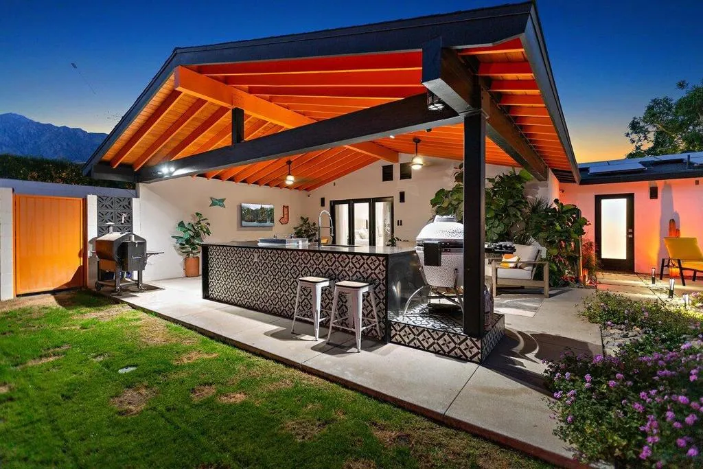 565 W Yorba Road, Palm Springs, California 92262 home-pic-55