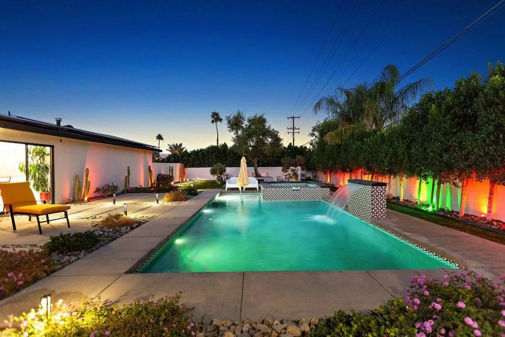 565 W Yorba Road, Palm Springs, California 92262 home-pic-12