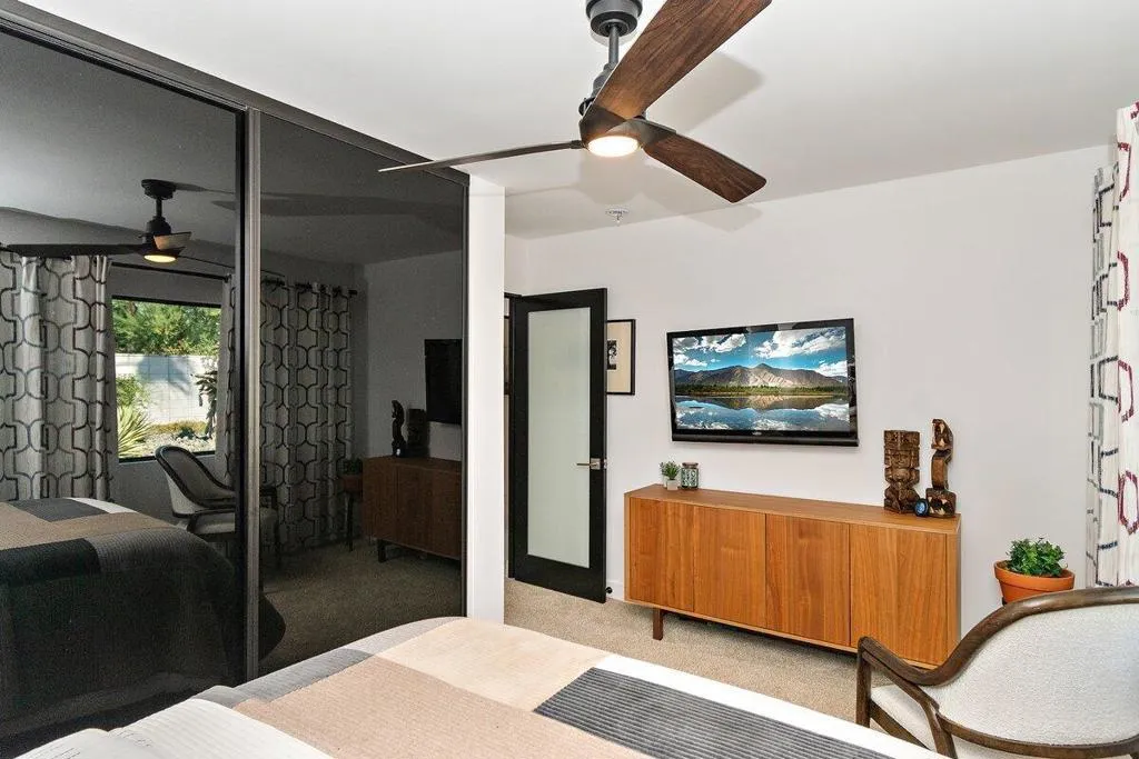 565 W Yorba Road, Palm Springs, California 92262 home-pic-51