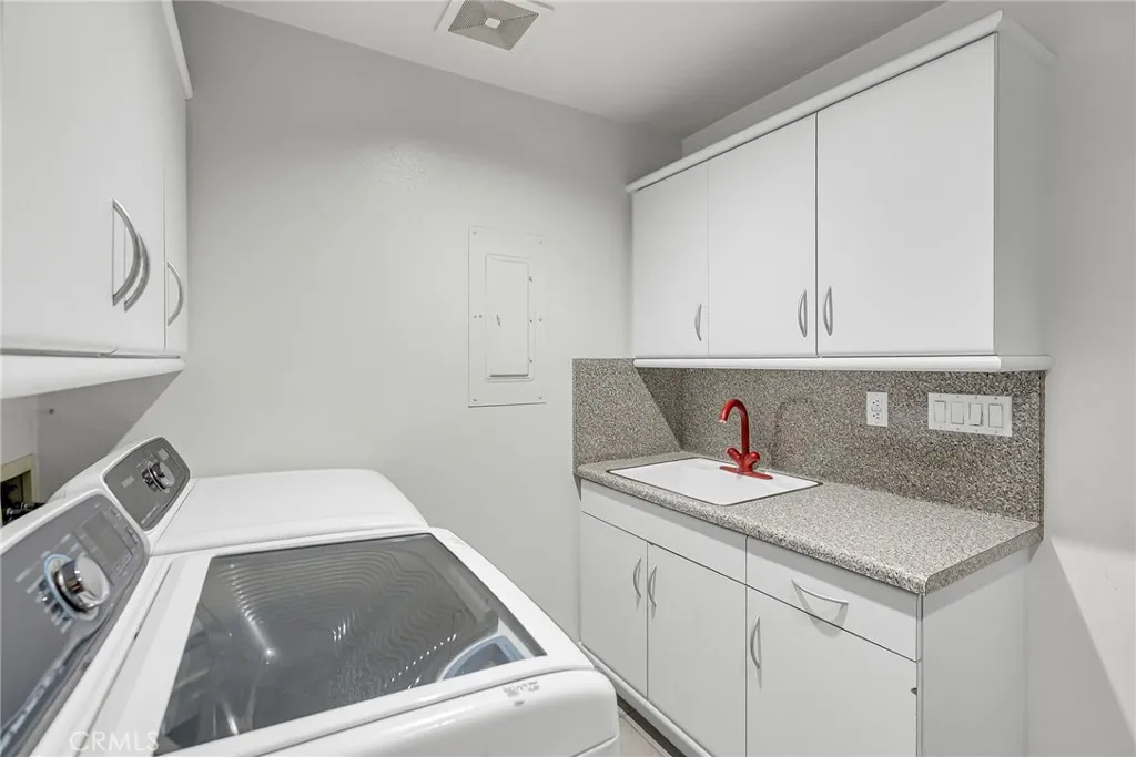 2110 Hathaway, Riverside, California 92506 home-pic-25