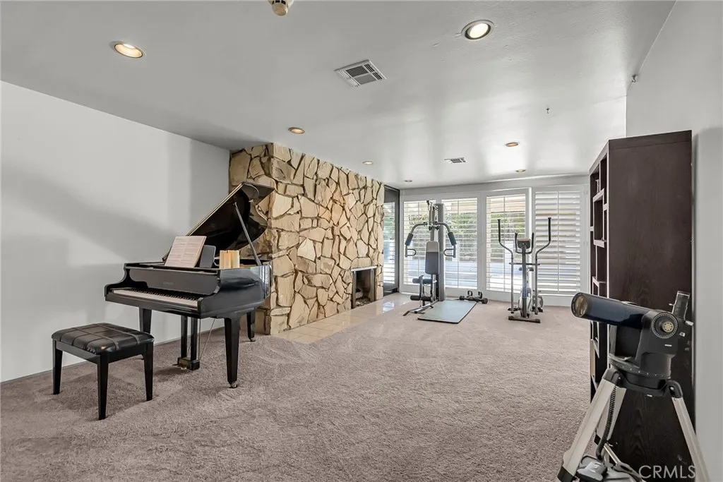 2110 Hathaway, Riverside, California 92506 home-pic-27