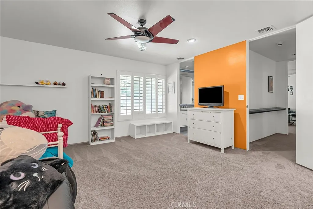 2110 Hathaway, Riverside, California 92506 home-pic-36
