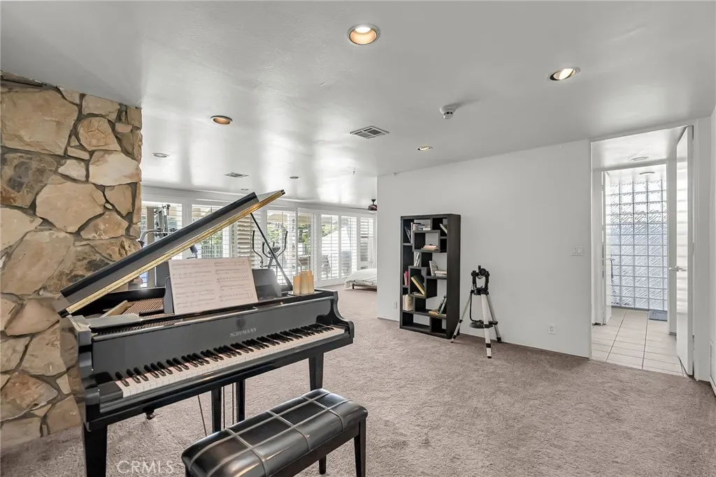 2110 Hathaway, Riverside, California 92506 home-pic-26