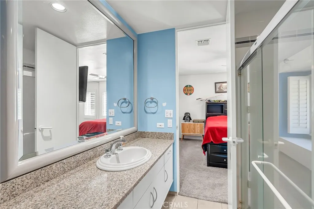 2110 Hathaway, Riverside, California 92506 home-pic-35