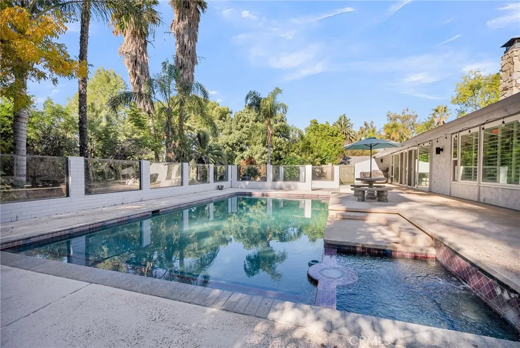 2110 Hathaway, Riverside, California 92506 home-pic-40