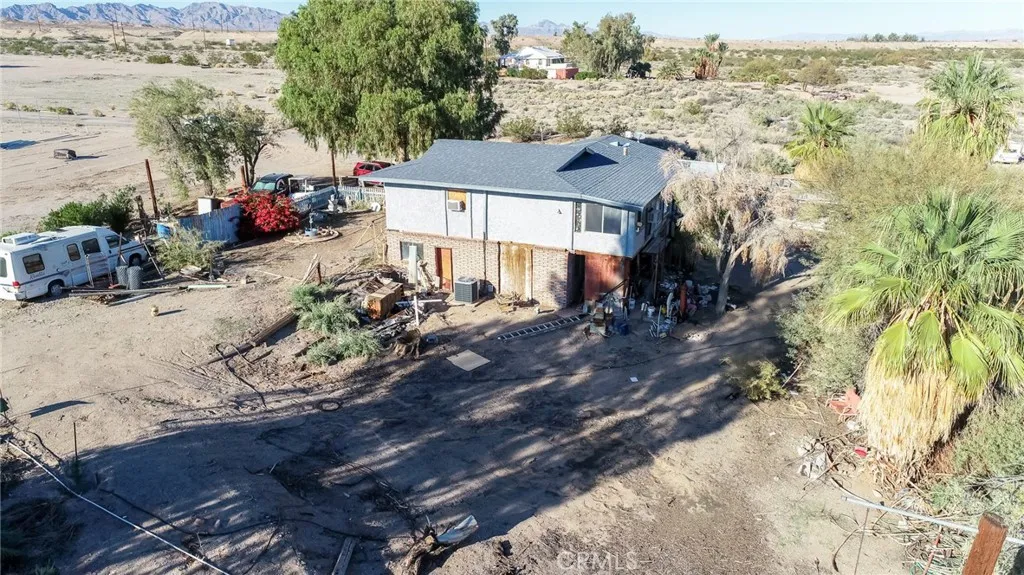 1415 Tamarack Lane, Needles, California 92363 home-pic-38