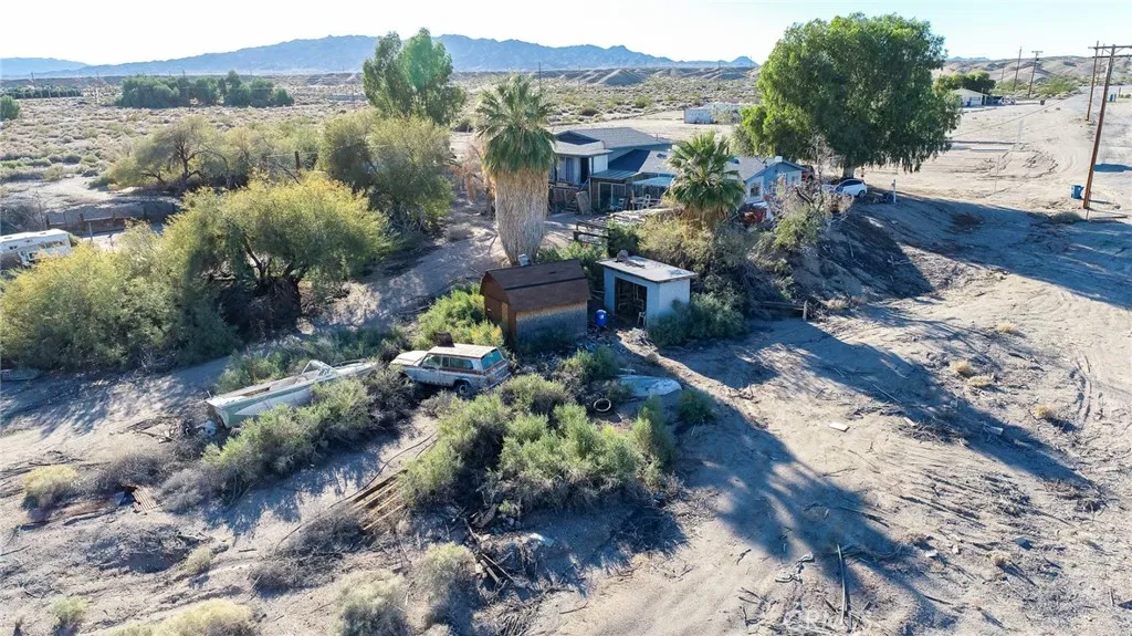 1415 Tamarack Lane, Needles, California 92363 home-pic-36