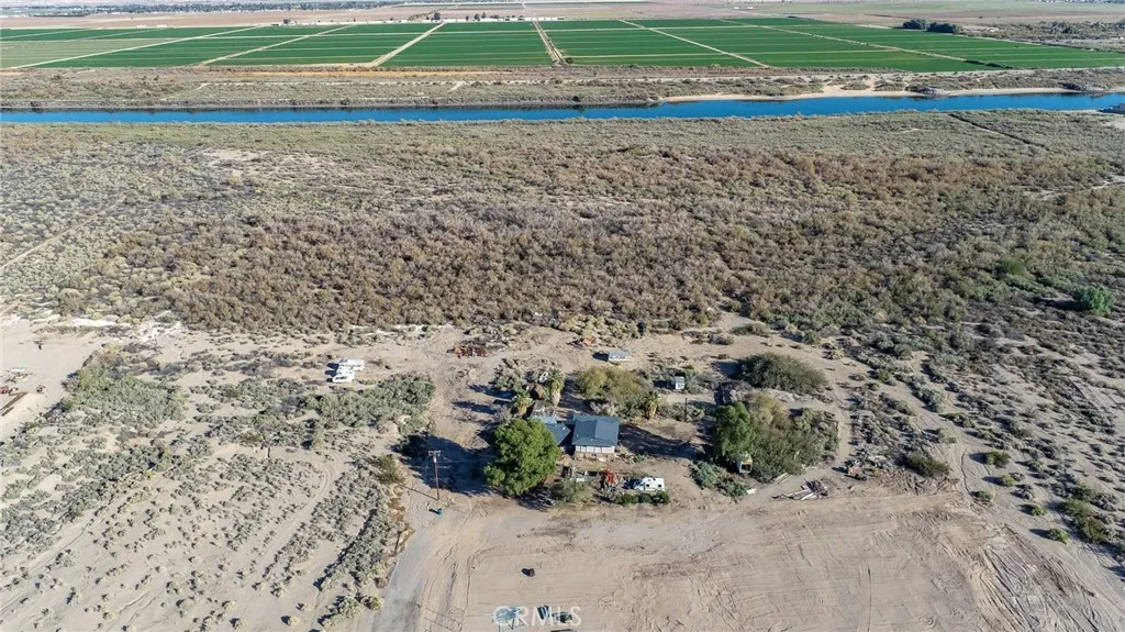 1415 Tamarack Lane, Needles, California 92363 home-pic-1