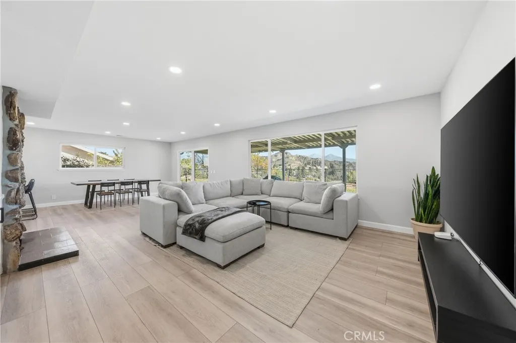 1714 Mount Marty, Walnut, California 91789 home-pic-12