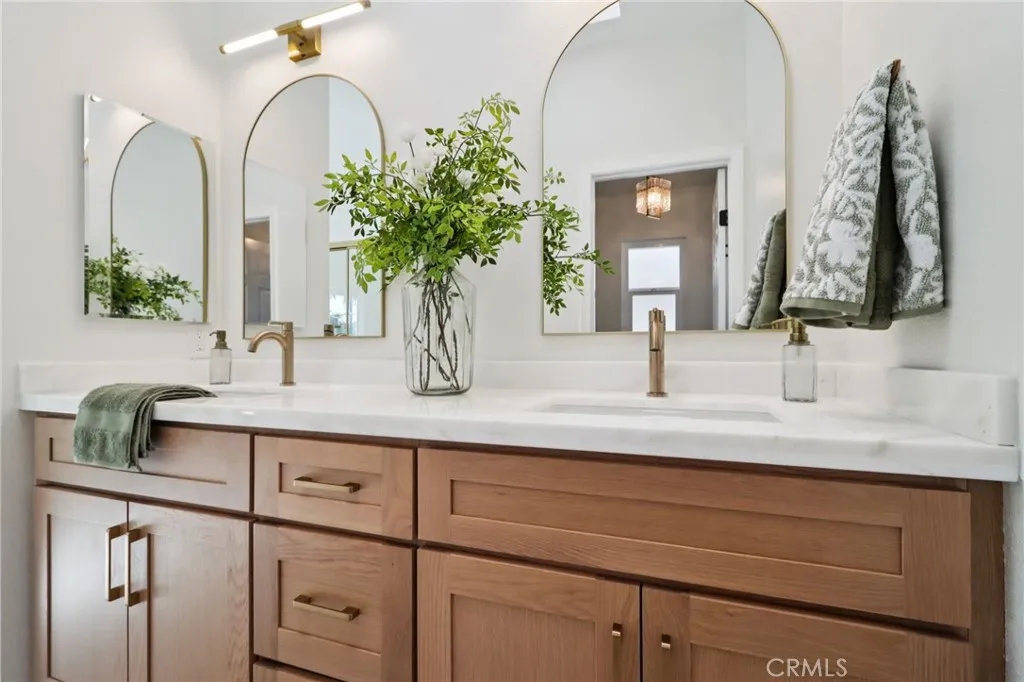 27 New Meadow, Irvine, California 92614 home-pic-43