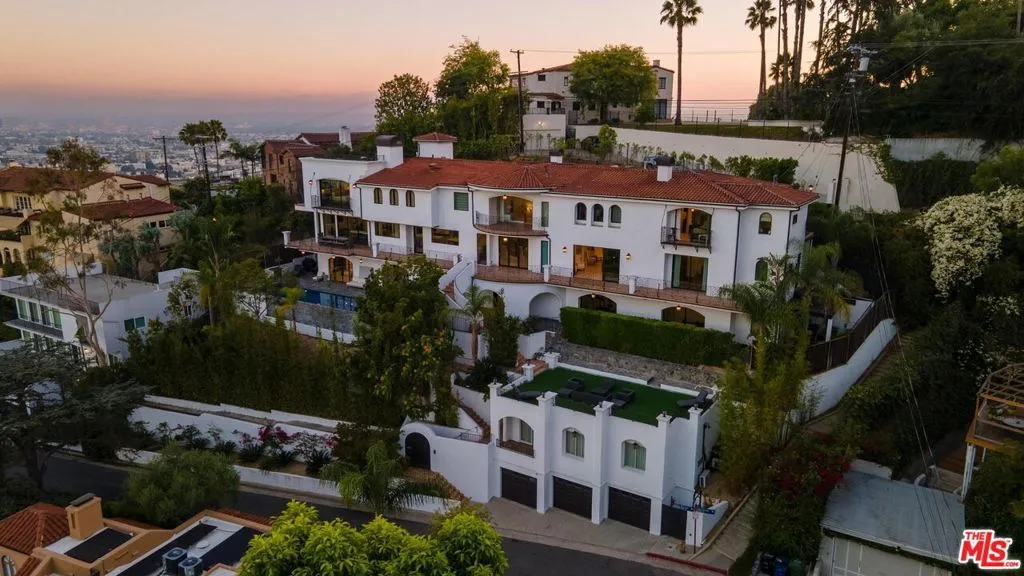 4733 Bonvue Avenue, Los Angeles, California 90027 home-pic-56