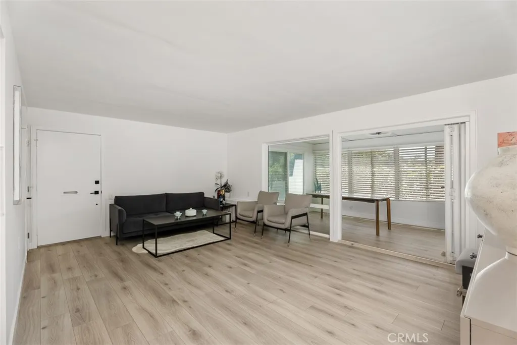 789 Via Los Altos B, Laguna Woods, California 92637 home-pic-3