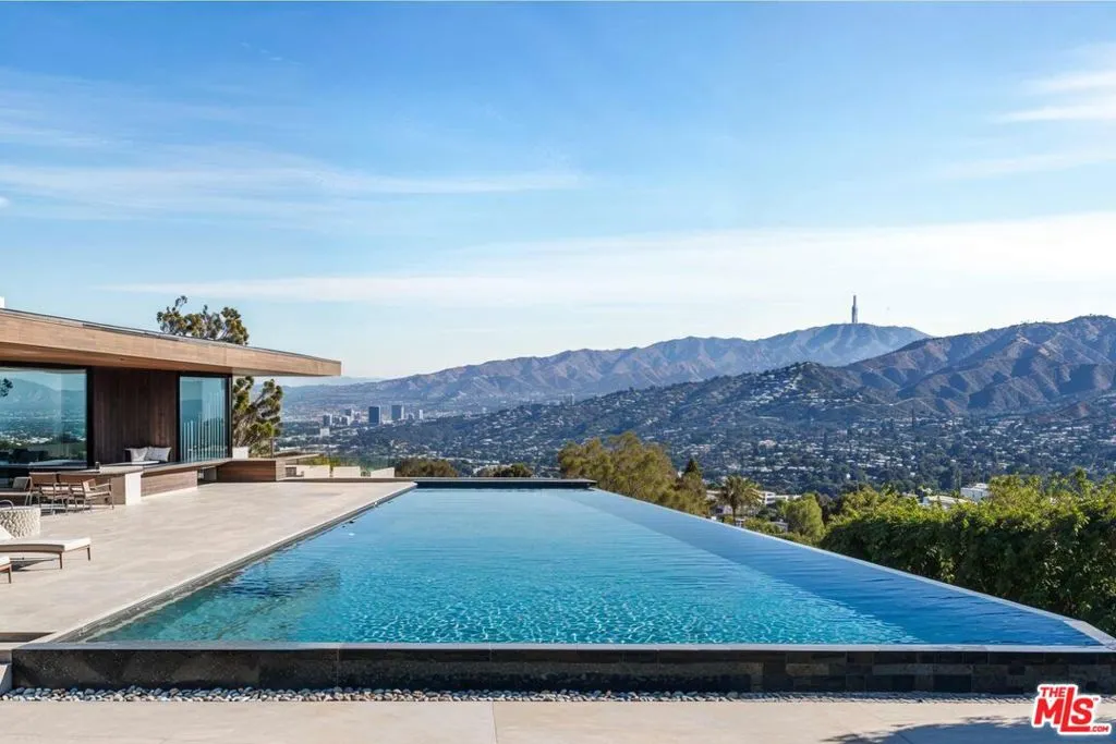 7305 Pyramid Place, Los Angeles, California 90046 home-pic-9