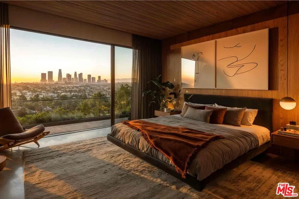 7305 Pyramid Place, Los Angeles, California 90046 home-pic-12