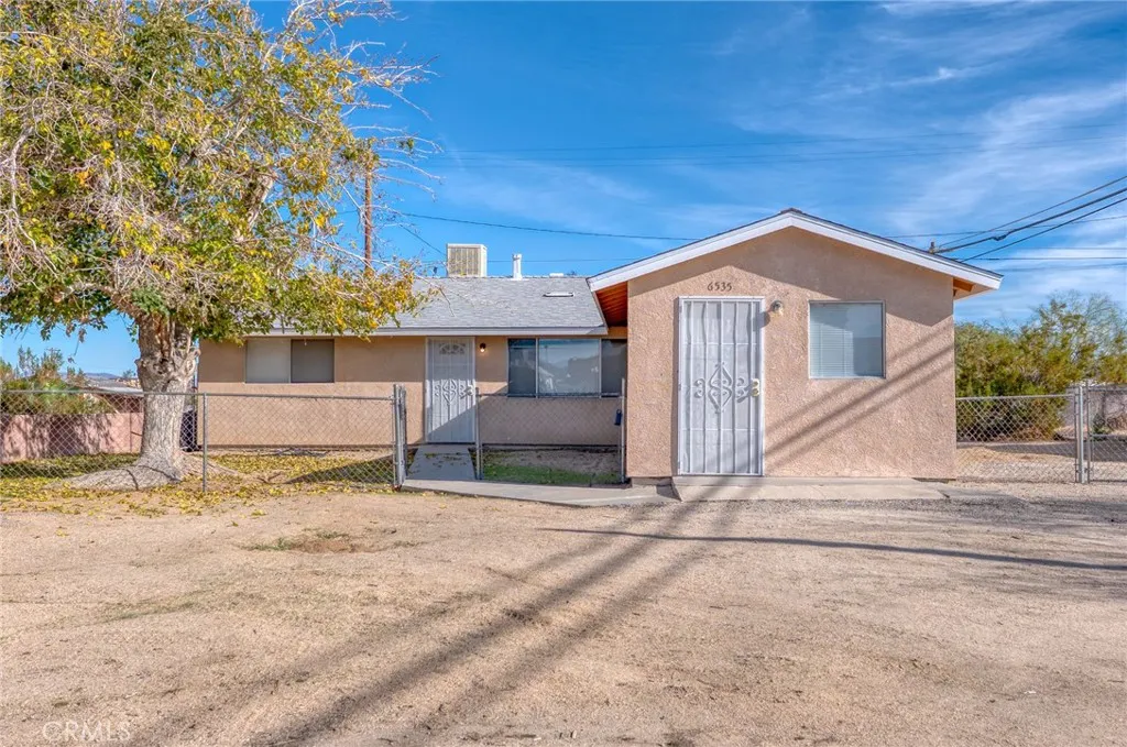 6535 El Sol Avenue, 29 Palms, California 92277 home-pic-1