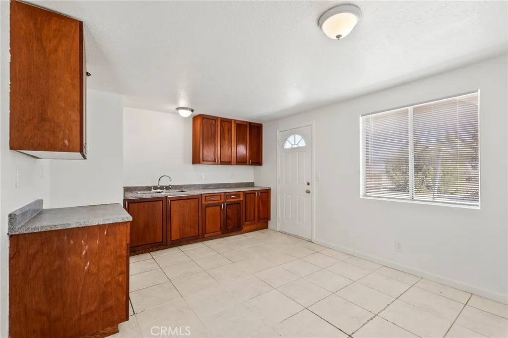 6535 El Sol Avenue, 29 Palms, California 92277 home-pic-8