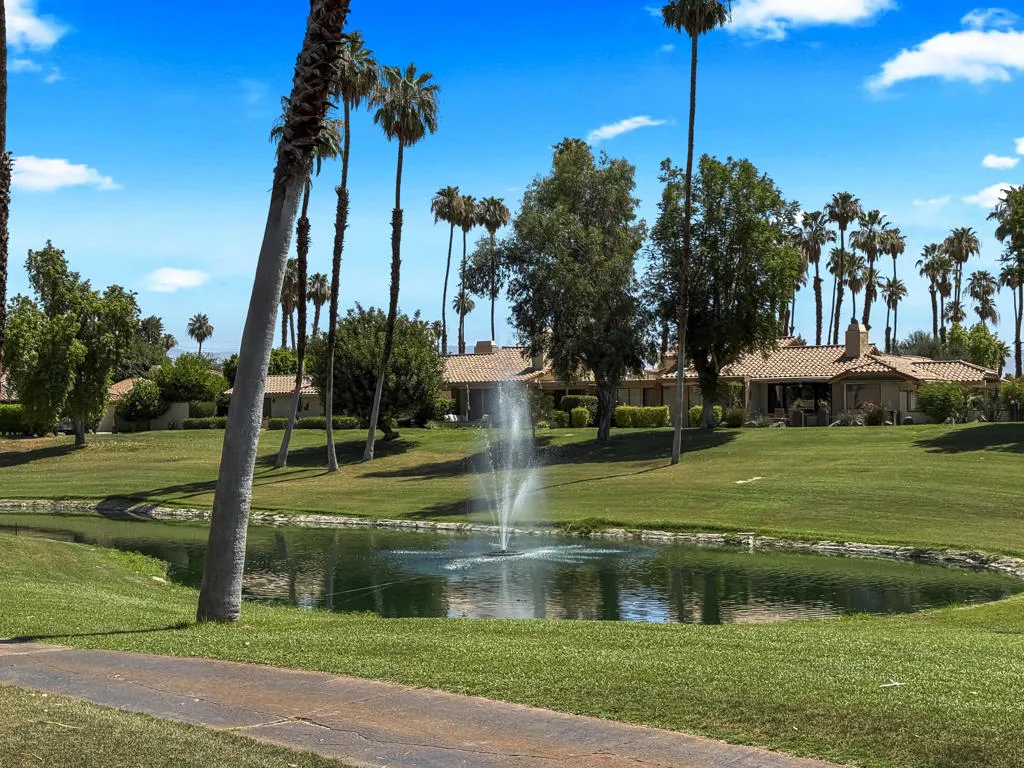 118 Las Lomas, Palm Desert, California 92260 home-pic-29