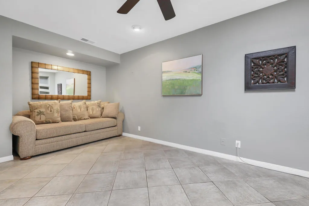 118 Las Lomas, Palm Desert, California 92260 home-pic-16