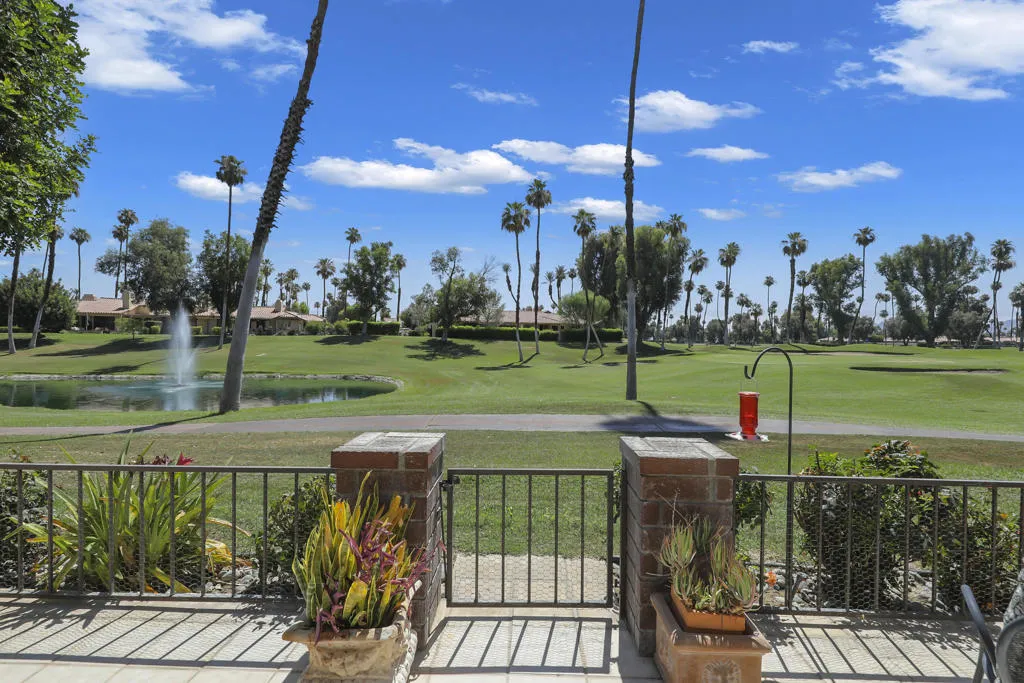 118 Las Lomas, Palm Desert, California 92260 home-pic-0