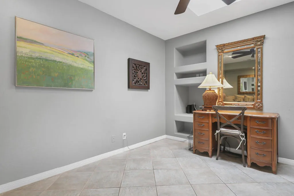 118 Las Lomas, Palm Desert, California 92260 home-pic-15