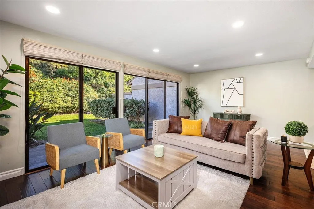 171 Avenida Adobe, San Clemente, California 92672 home-pic-13