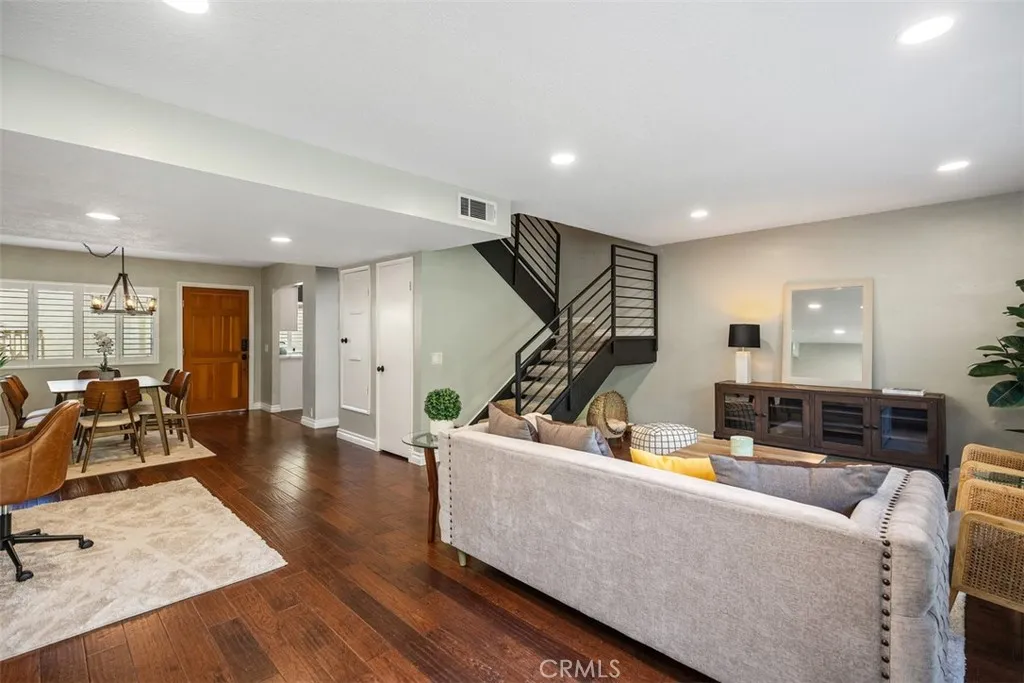 171 Avenida Adobe, San Clemente, California 92672 home-pic-12