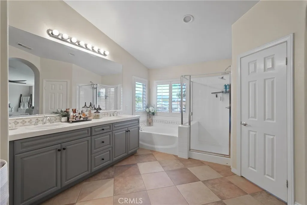 37056 Edgemont, Murrieta, California 92563 home-pic-8