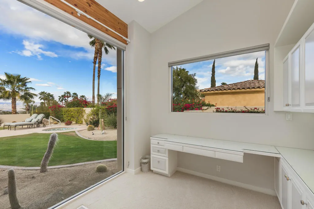 72860 Calle De La Silla, Palm Desert, California 92260 home-pic-22