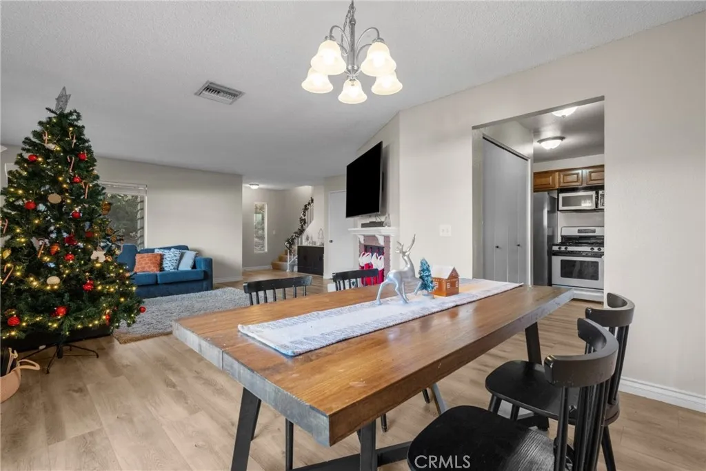 31363 The Old Road, Castaic, California 91384 home-pic-15