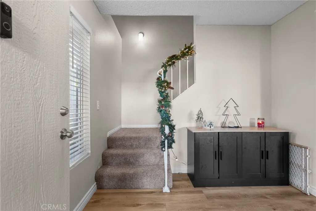 31363 The Old Road, Castaic, California 91384 home-pic-8