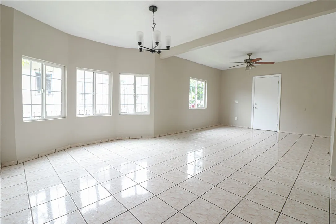 1450 Peterson, Long Beach, California 90813 home-pic-6