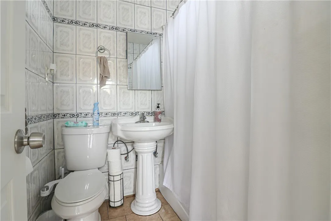1450 Peterson, Long Beach, California 90813 home-pic-20