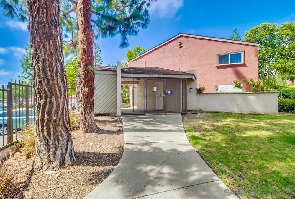 1280 W Main Street 6, El Cajon, California 92020 home-pic-32