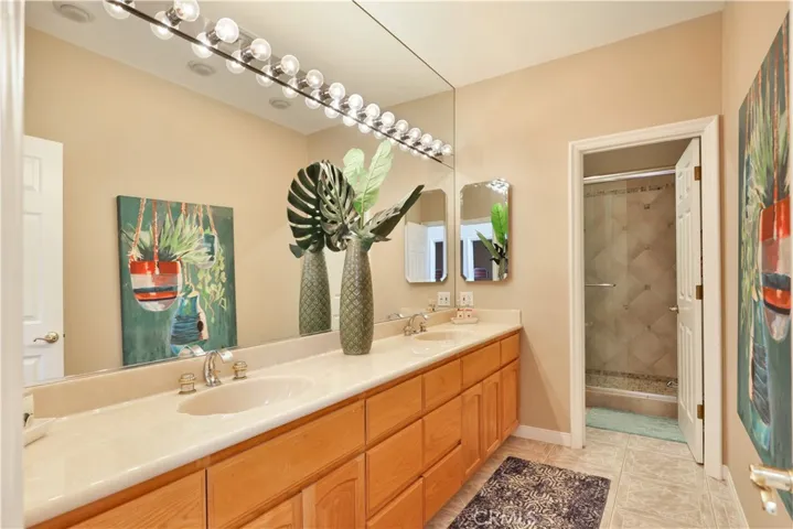 Bathroom 2 of Wing 1