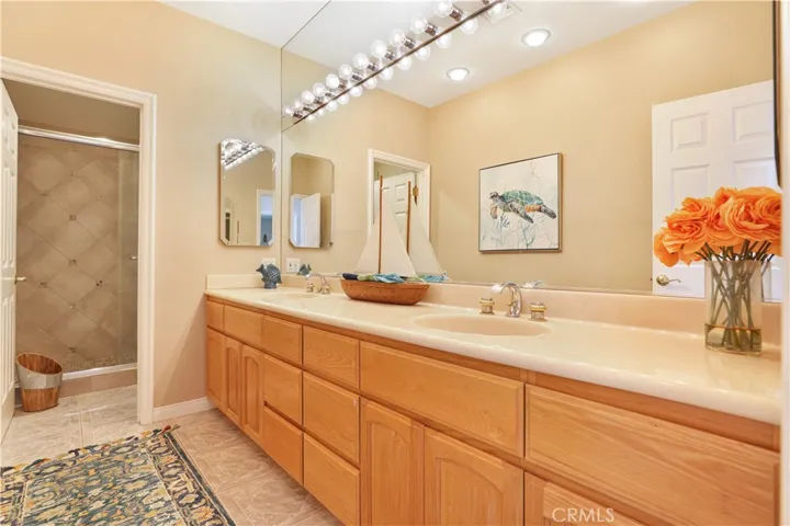 Bathroom 1 of Wing 2