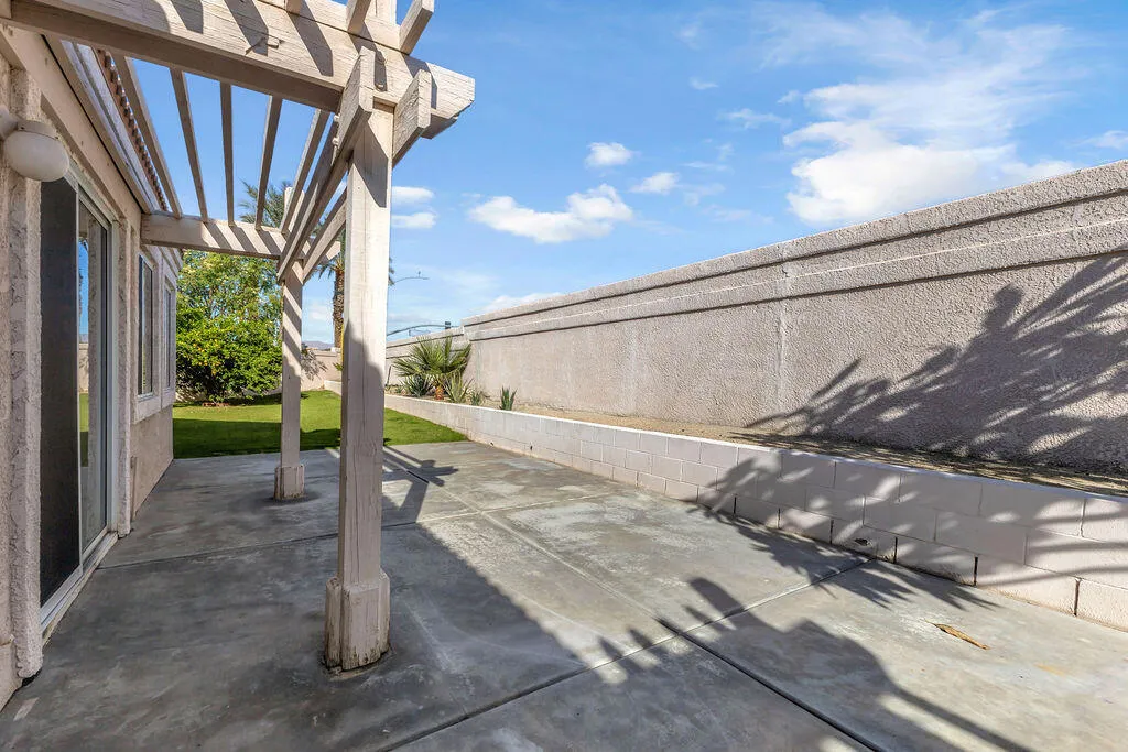 45030 Desert Hills Court, La Quinta, California 92253 home-pic-35