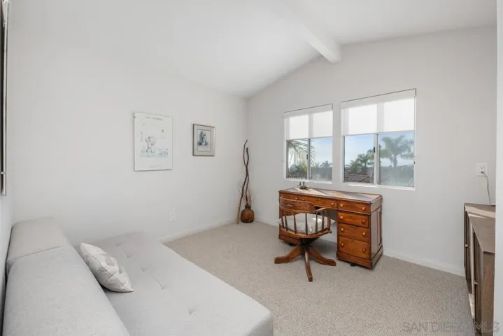 Studio/Study/Office