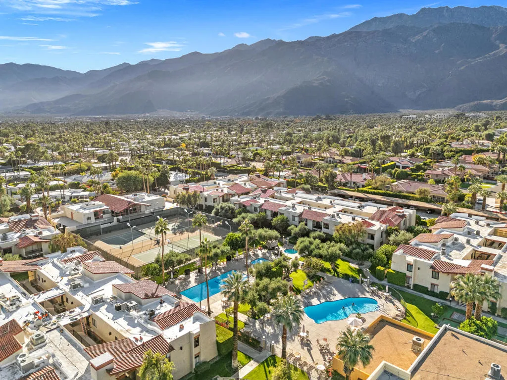 1407 N Sunrise Way 28, Palm Springs, California 92262 home-pic-9