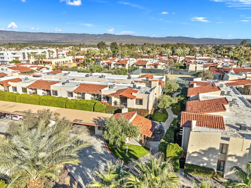 1407 N Sunrise Way 28, Palm Springs, California 92262 home-pic-8