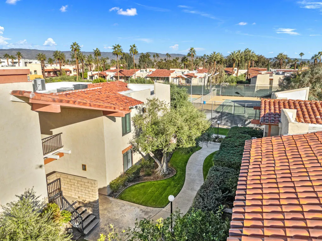 1407 N Sunrise Way 28, Palm Springs, California 92262 home-pic-7