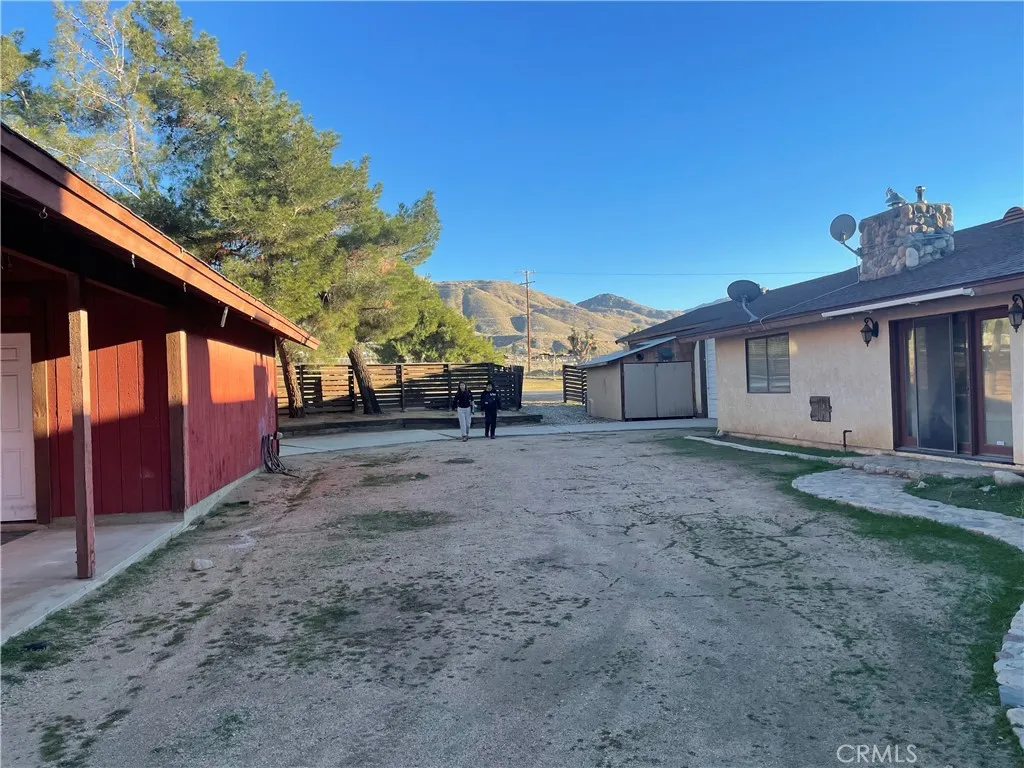19574 Happy Valley, Apple Valley, California 92308 home-pic-20