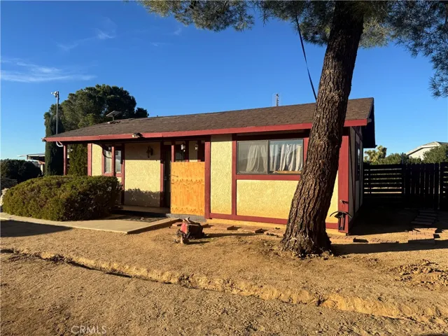Detahced 1 bedroom 1 bathroom Guest house with kitchen