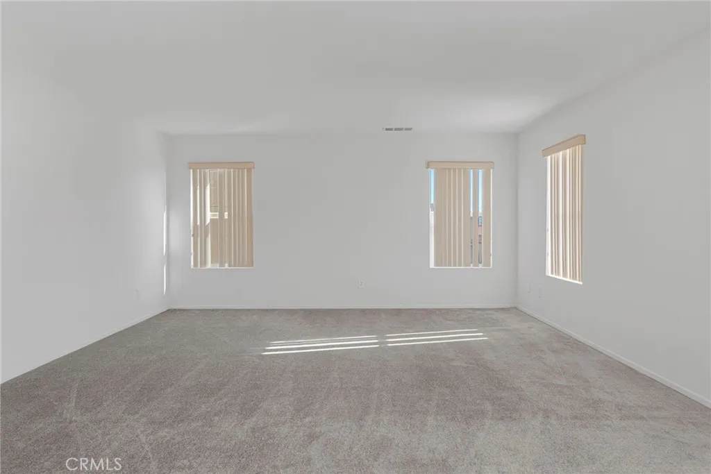12359 Oahu Street, Victorville, California 92392 home-pic-24
