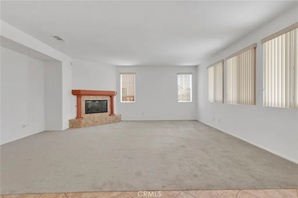 12359 Oahu Street, Victorville, California 92392 home-pic-15