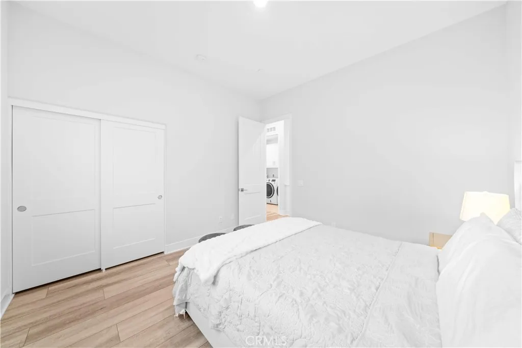119 Glance, Irvine, California 92618 home-pic-25