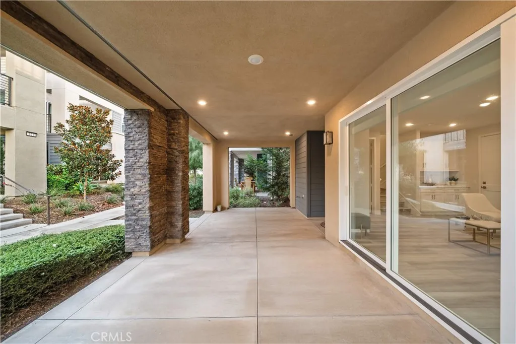 119 Glance, Irvine, California 92618 home-pic-1