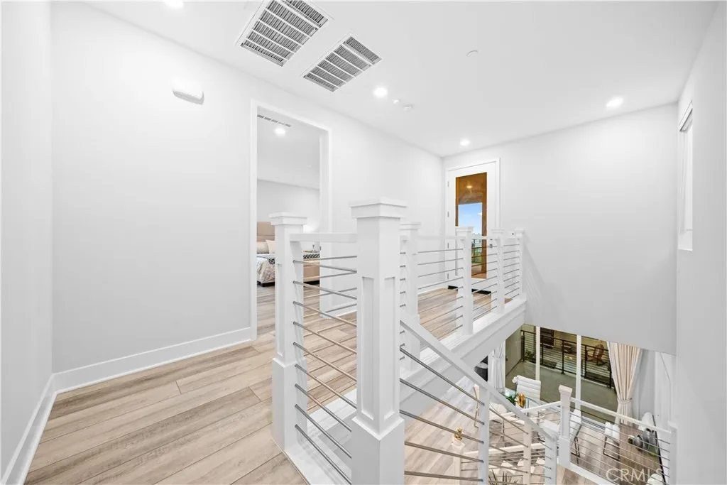 119 Glance, Irvine, California 92618 home-pic-18