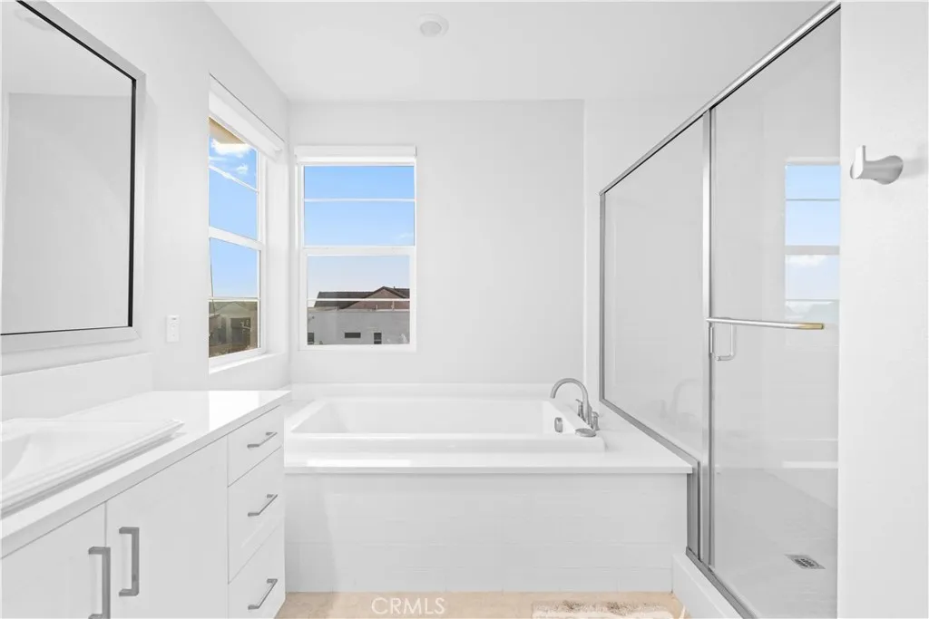 119 Glance, Irvine, California 92618 home-pic-30